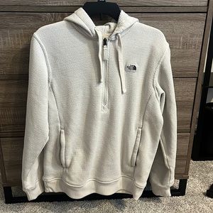 Men’s Cream Colored North Face Quarter Zip (size:M)